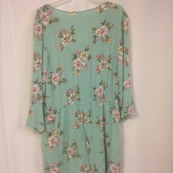 Women's Floral Print Tie-front Long Sleeve Romper - Picture 4 of 4